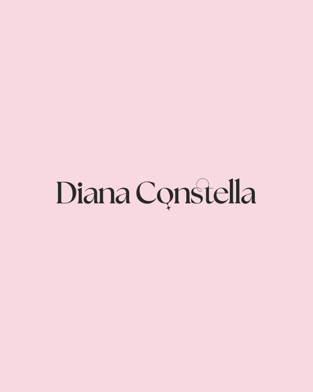 Diana Constella: A bilingual WooCommerce store for Diana Constella's handmade silk abayas inspired by Arabic art and design.